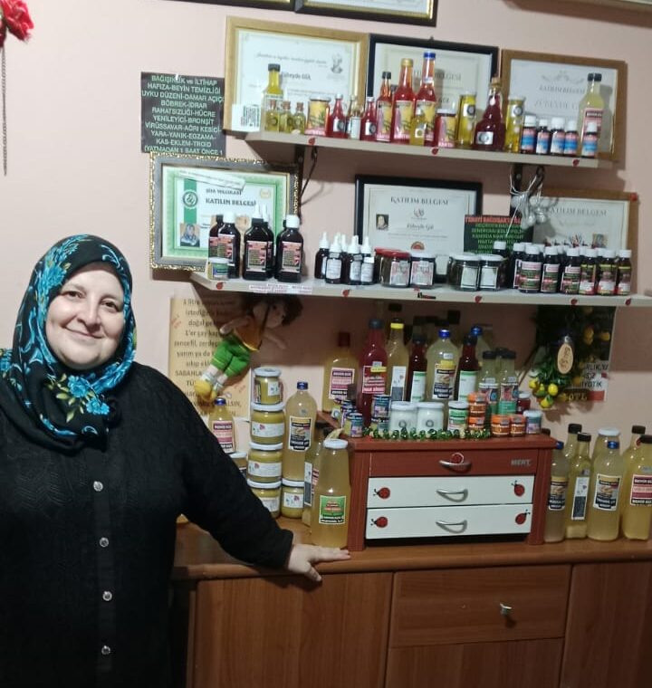Zübeyde Gül'ün Bitkisel Kürleri: Doğal Yollarla Sağlığa Kavuşma Rehberi