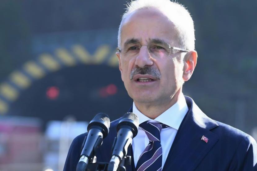 Abdulkadir Uraloğlu: Deprem konutları için 36 milyar liralık yol yatırımı