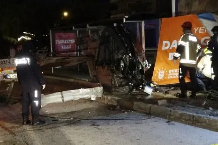 Bursa’da Korkunç Kaza: Aynı Aileden 5 Kişi Yaralandı