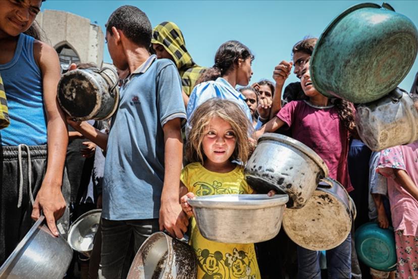 Dünyada insani yardıma muhtaç kişilerin sayısı artıyor