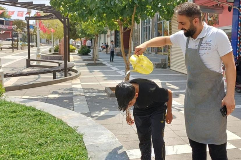 Yurtta hava durumu: Sıcaklık 10 ilde 40 derece ve üzerini gösterdi