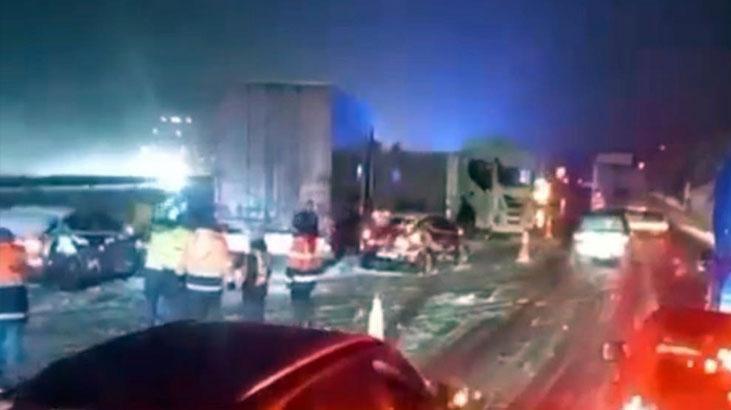 TEM OTOYOLU İSTANBUL YÖNÜNDE UZUN ARAÇ KUYRUKLARI OLUŞTU