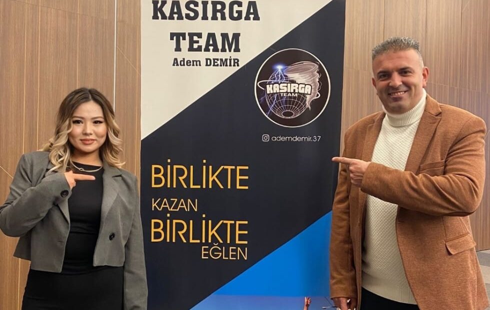 AYMNET’in Parlayan Yıldızı: Asel Sabyrbekovna Kadyrbaeva ve Hızlı Yükseliş Hikâyesi