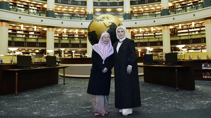 Emine Erdoğan, Malezya Başbakanı’nın Eşi Wan Azizah İsmail’i Ağırladı