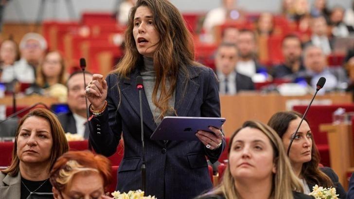 Lal Denizli İfadeye Çağrıldı: Uyuşturucu Soruşturmasında Test İçin Numune Verdi