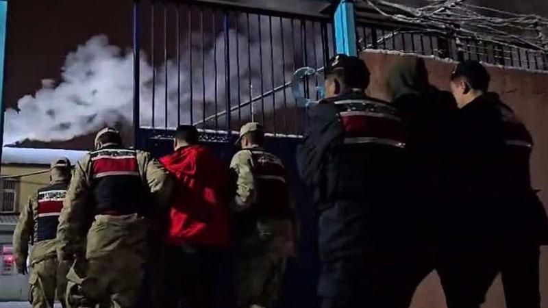 Sahte Avukat Tuzağı Çöktü: 8 Tutuklama, Silah ve Dijital Deliller Ele Geçirildi
