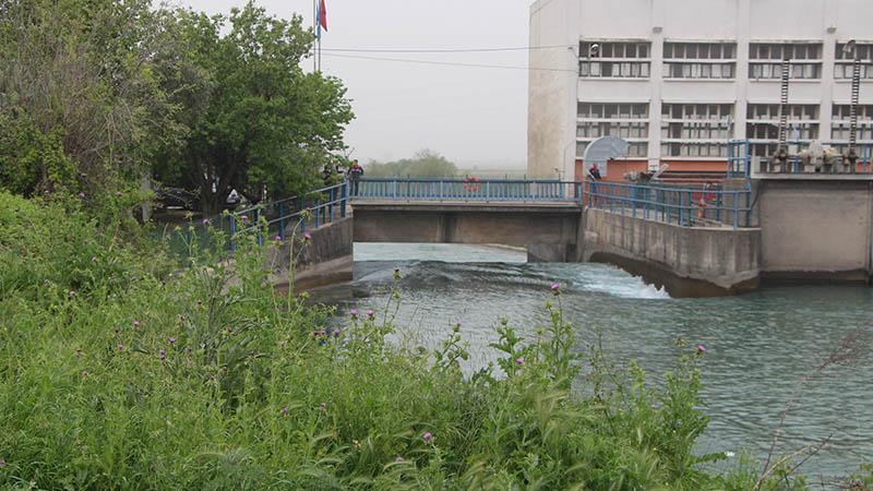 Adana’da Sulama Kanalında Kayıp Çocuk Alarmı: Arama Çalışmaları Sürüyor