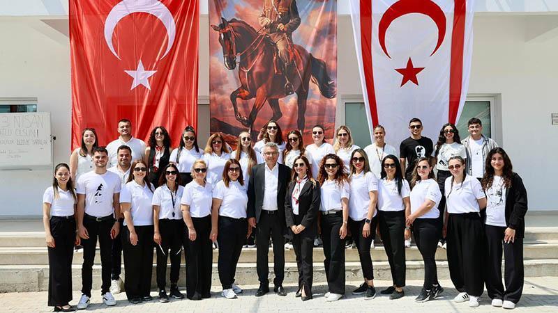 KKTC’de 23 Nisan coşkusu: Cumhurbaşkanı Erhürman çocuklarla buluştu