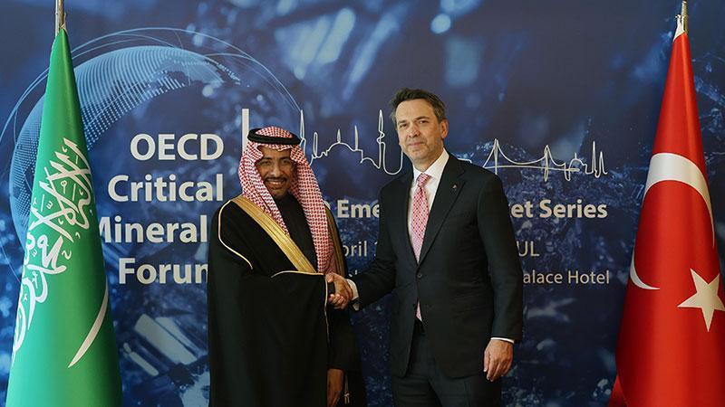 Bakan Bayraktar: Türkiye-Suudi Arabistan Enerji İş Birliği Derinleşiyor