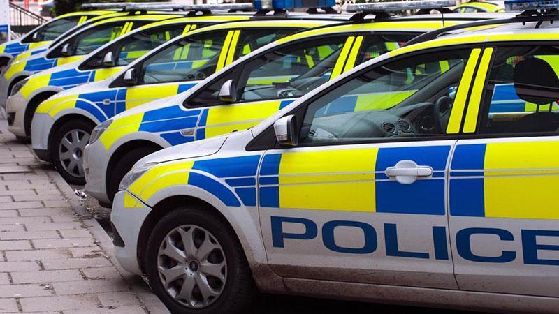 Londra’da Bıçaklı Saldırı: 2 Kişi Yaralandı, Şüpheli Gözaltında