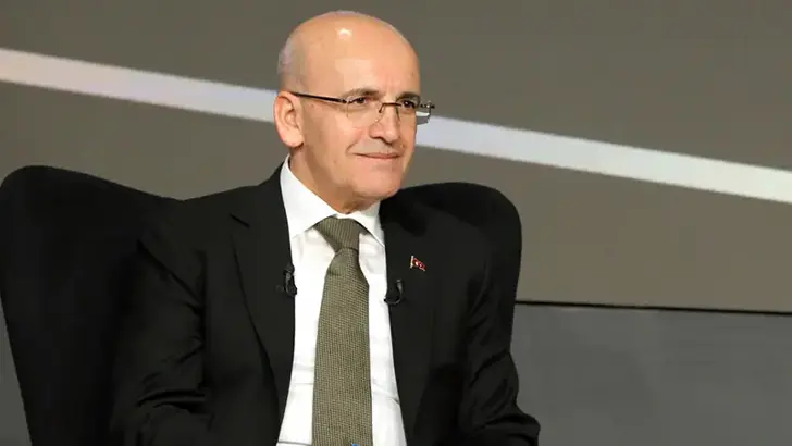 BAKAN ŞİMŞEK AÇIKLADI: İÇ BORÇ ÇEVİRME ORANI YÜZDE 82’YE GERİLEDİ!