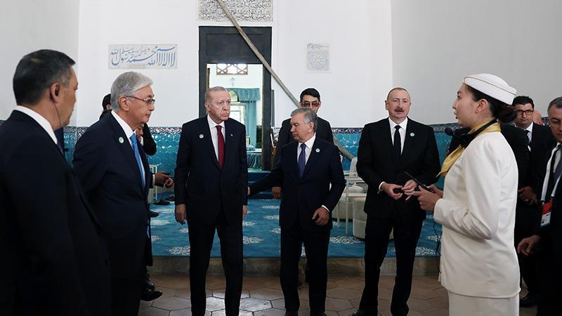 ERDOĞAN VE TÜRK LİDERLER TÜRKİSTAN’DA KÜLTÜR GEZİSİNE KATILDI