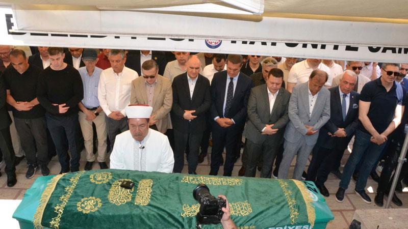 Özgür Özel’in Acı Günü! Amcası Necati Özel Son Yolculuğuna Uğurlandı