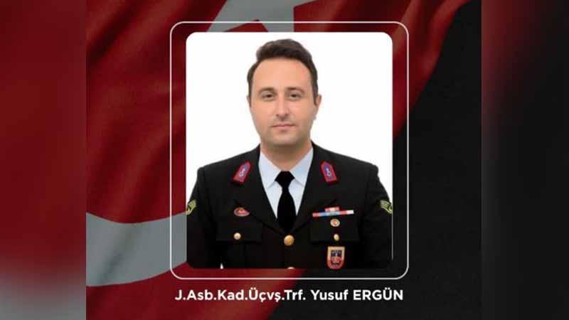Lastik Parçalarını Temizlerken Otomobilin Çarptığı Astsubay Şehit Oldu