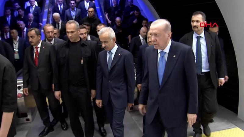 Cumhurbaşkanı Erdoğan Halkalı-Arnavutköy Metro Hattında İncelemelerde Bulundu
