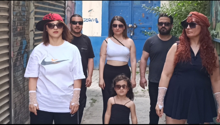 DİJİTAL MÜZİKTE YENİ DALGA: XL GIRLS “SİL GEÇ KANKA” İLE VİRAL ZİRVEYE YERLEŞTİ