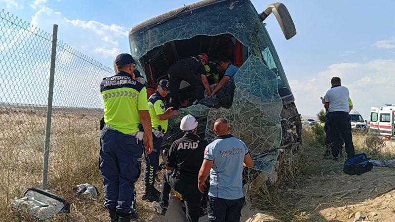 İstanbul-Irak seferini yapan otobüs yoldan çıktı: Kaza sonrası ekipler seferber oldu