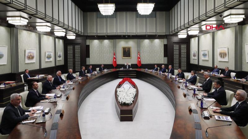Kabine Toplantısı başladı: Gündemde NATO Zirvesi, ekonomi ve ‘Terörsüz Türkiye’ var