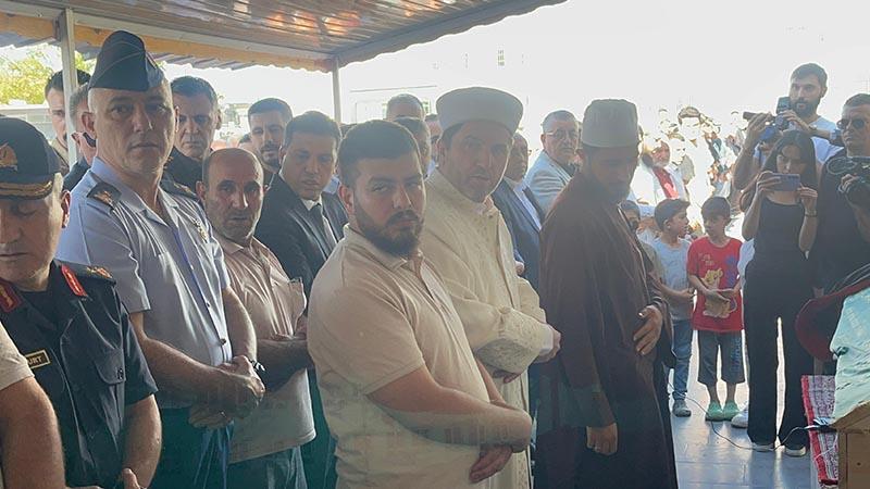 Hakim-Savcı Yardımcısı Yusuf Aslan’ın Cübbesi Tabutuna Örtüldü