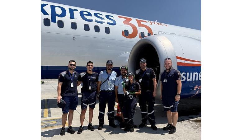 SunExpress CEO’su Schnabel, Teknik Ekipte Görev Alarak Uçuş Güvenliğini Deneyimledi