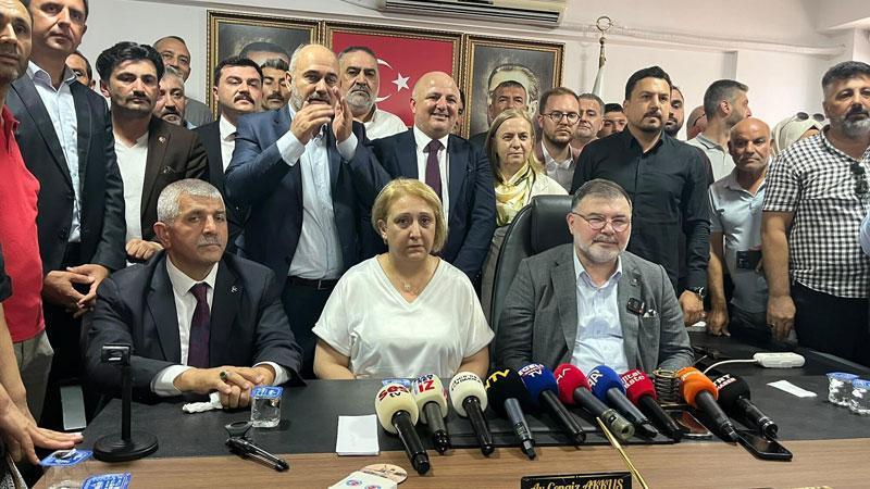 Menderes’te soruşturma sonrası yeni dönem: Asuman Şen başkan vekili oldu