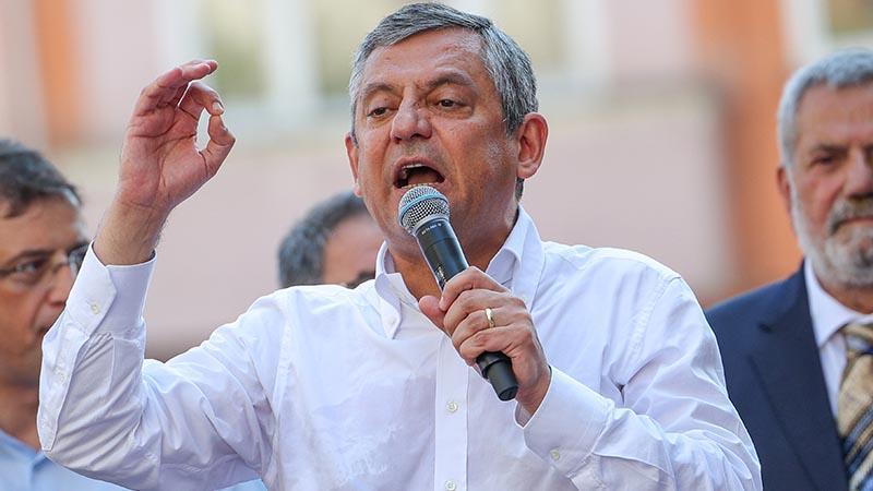 Özgür Özel, Rize’de balıkçılarla buluştu: “Kafes balıkçılığı burada yapılamaz”