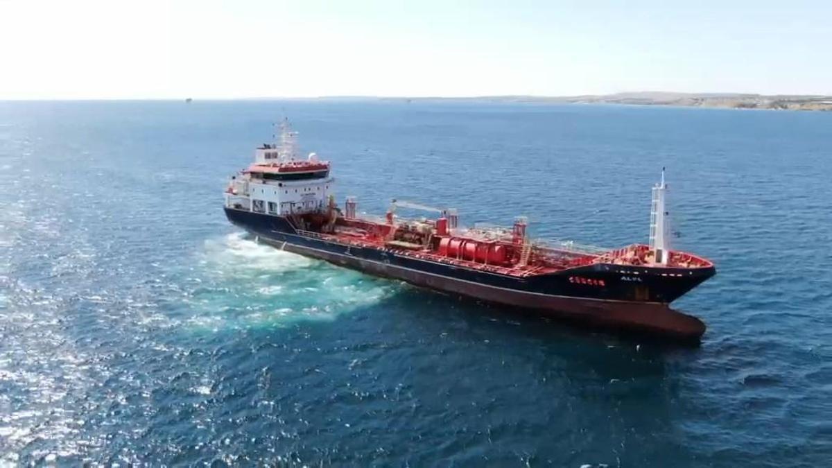 Silivri açıklarında iki gemi çarpıştı: 10 mürettebattan haber alınamıyor
