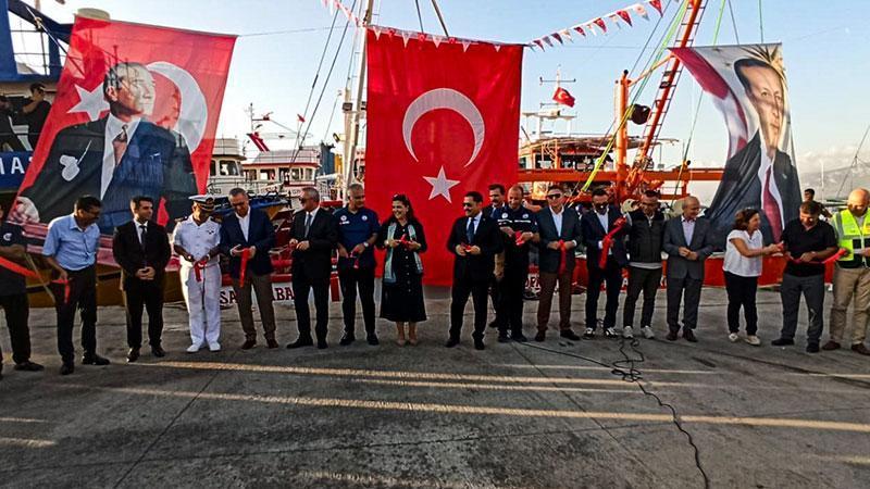 İskenderun’da balıkçılar yeni av sezonuna ‘Vira Bismillah’ dedi