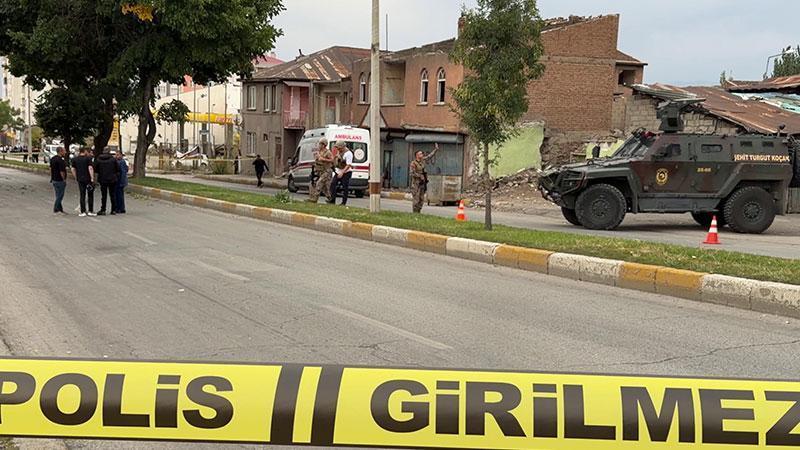 Erzurum’da boşanma aşamasındaki çiftin yakınları silahlı çatıştı: 12 yaralı