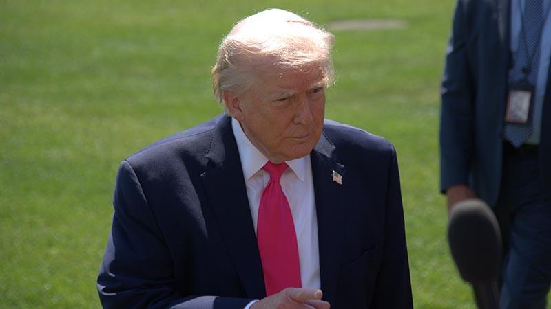 Trump’tan CNN, MSNOW ve Politico kararı: Beyaz Saray erişimleri engellendi