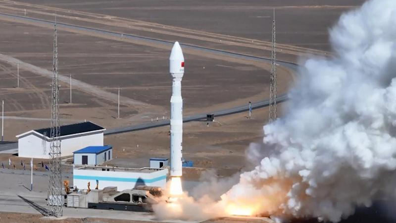 Çin, ‘Lijian-1’ roketiyle 9 uyduyu uzaya gönderdi
