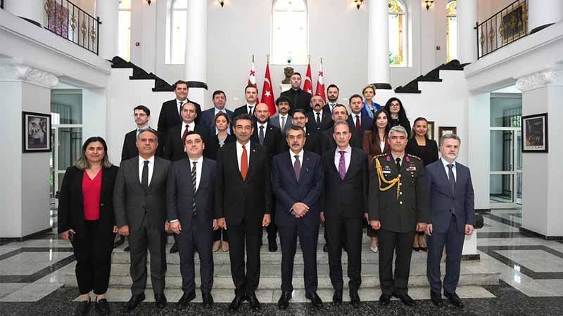 Bakan Tekin Tiflis’te temaslarda bulundu: Büyükelçilik ve Gürcistan Parlamentosu’nu ziyaret etti