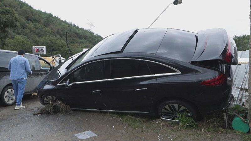 Ayazağa’da sel felaketi: “Aracım 1 kilometre sürüklendi”